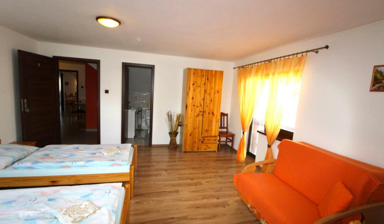Penzion Saty Liptovske Sliace Экстерьер фото