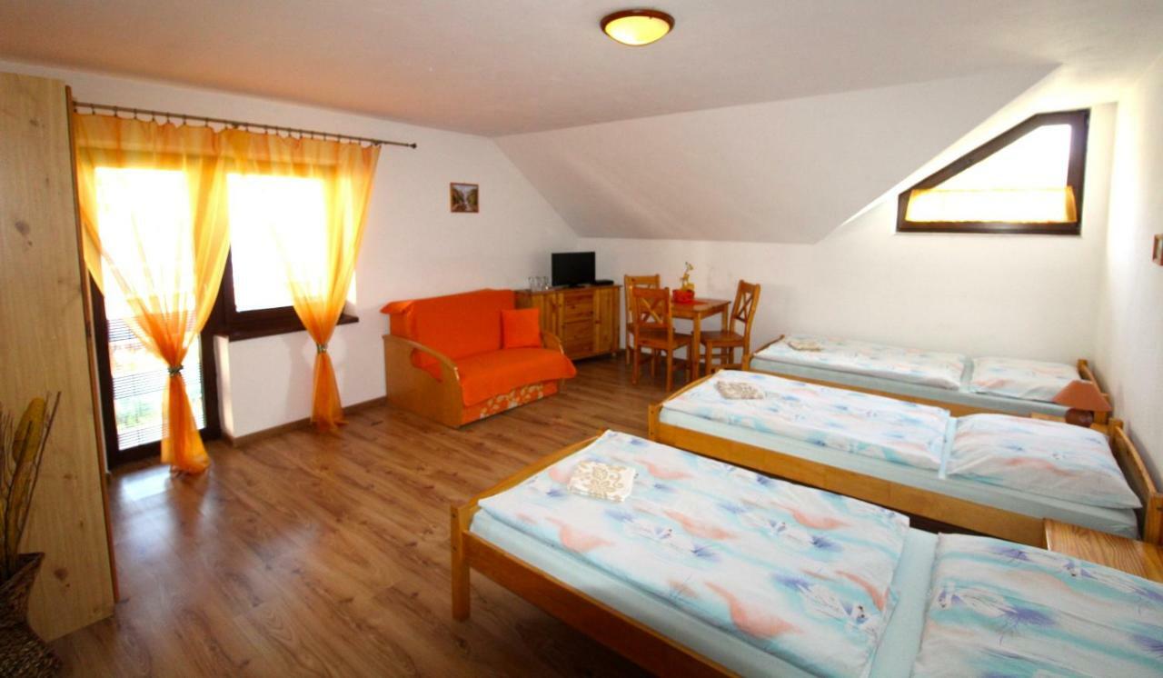 Penzion Saty Liptovske Sliace Экстерьер фото