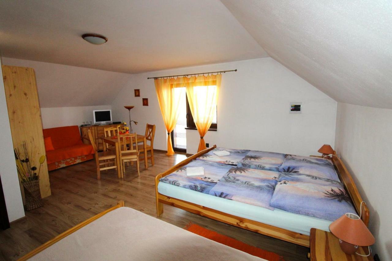 Penzion Saty Liptovske Sliace Экстерьер фото